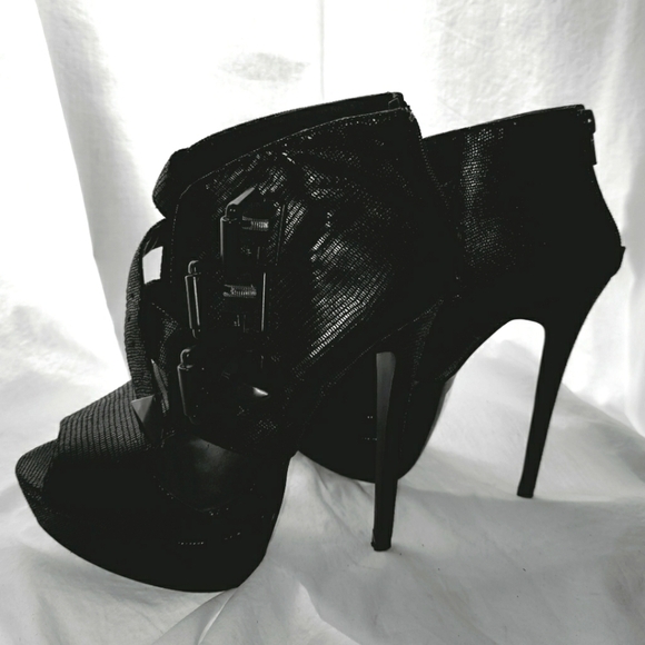 Platform Stilettoes EUC ❤️ - Picture 1 of 11